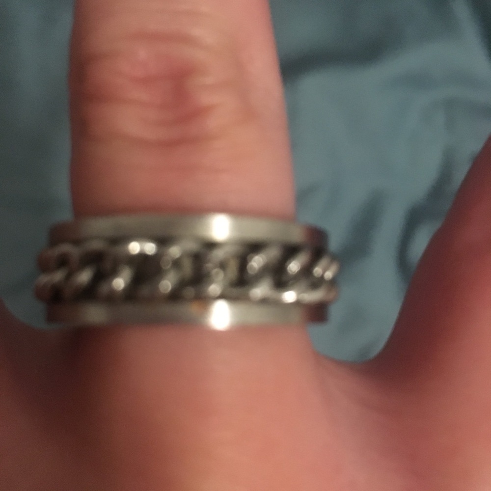 Men’s ring - Picture 2 of 2